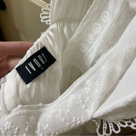 IVORY White Dress - Picture 2 of 4